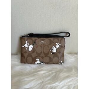 Coach Corner Zip Wristlet In Signature Canvas With Snoopy Print